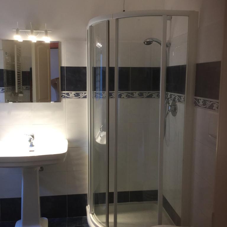Au Petit Bonheur Apartment เจนัว ห้อง รูปภาพ